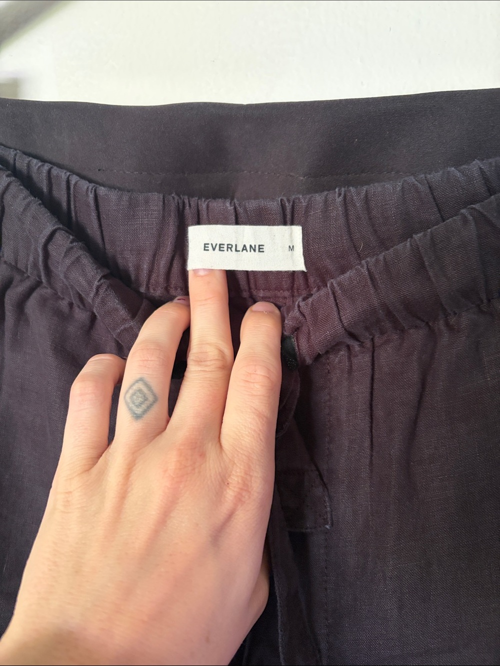 Everlane Black Linen Pull-on Barrel Pant - Picture 3 of 6